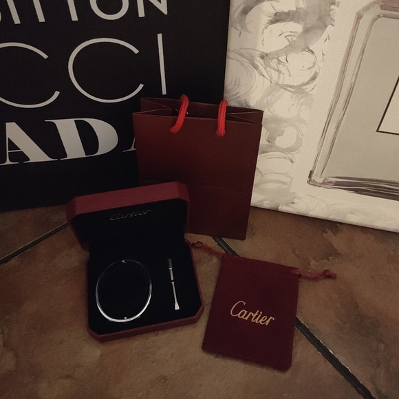 Silver Screw Bangle Bracelet With Screwdriver - Picture 6 of 9